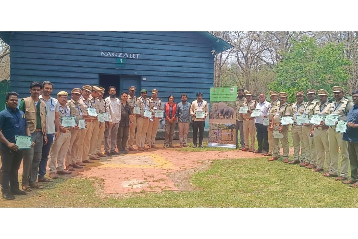Training workshop for frontline staff. Credit: WRCS
